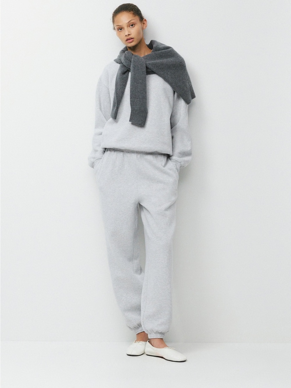 TNA • Aritzia Sweatfleece cozy fleece jogger pants